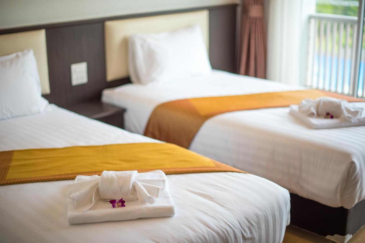 Swan Lake Hotel Sattahip Ngoại thất bức ảnh